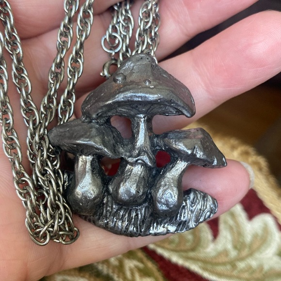 Unique mushroom pendant on necklace (AA) - Picture 1 of 9